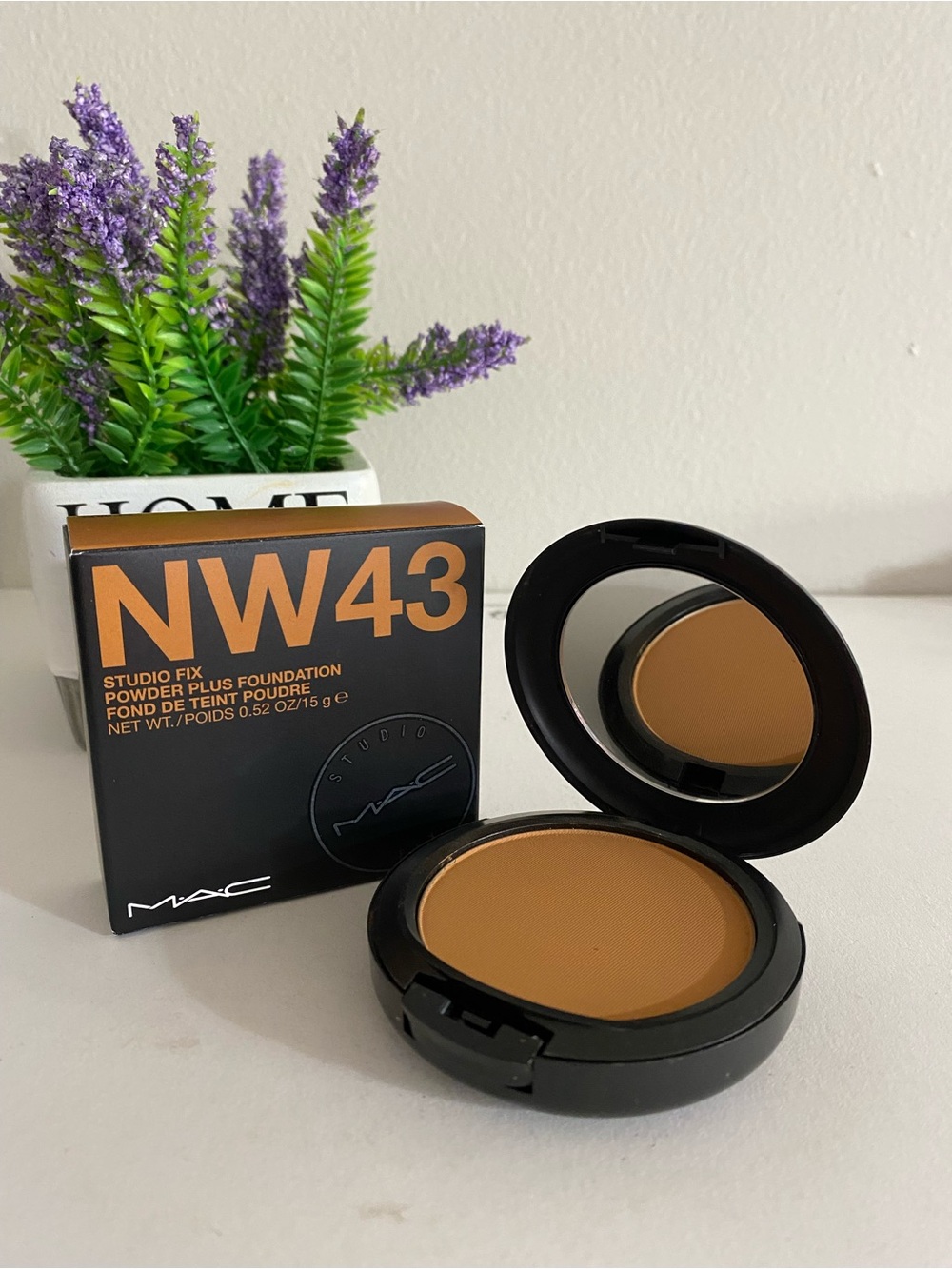 NW43 ~ MAC Studio Fix Powder Plus Foundation, 0.52 OZ, Original / Old Formula